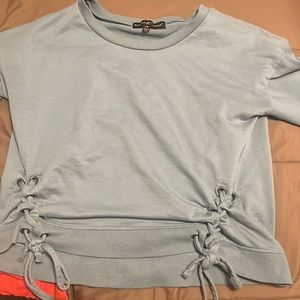 Long sleeve beaded on the sides size m